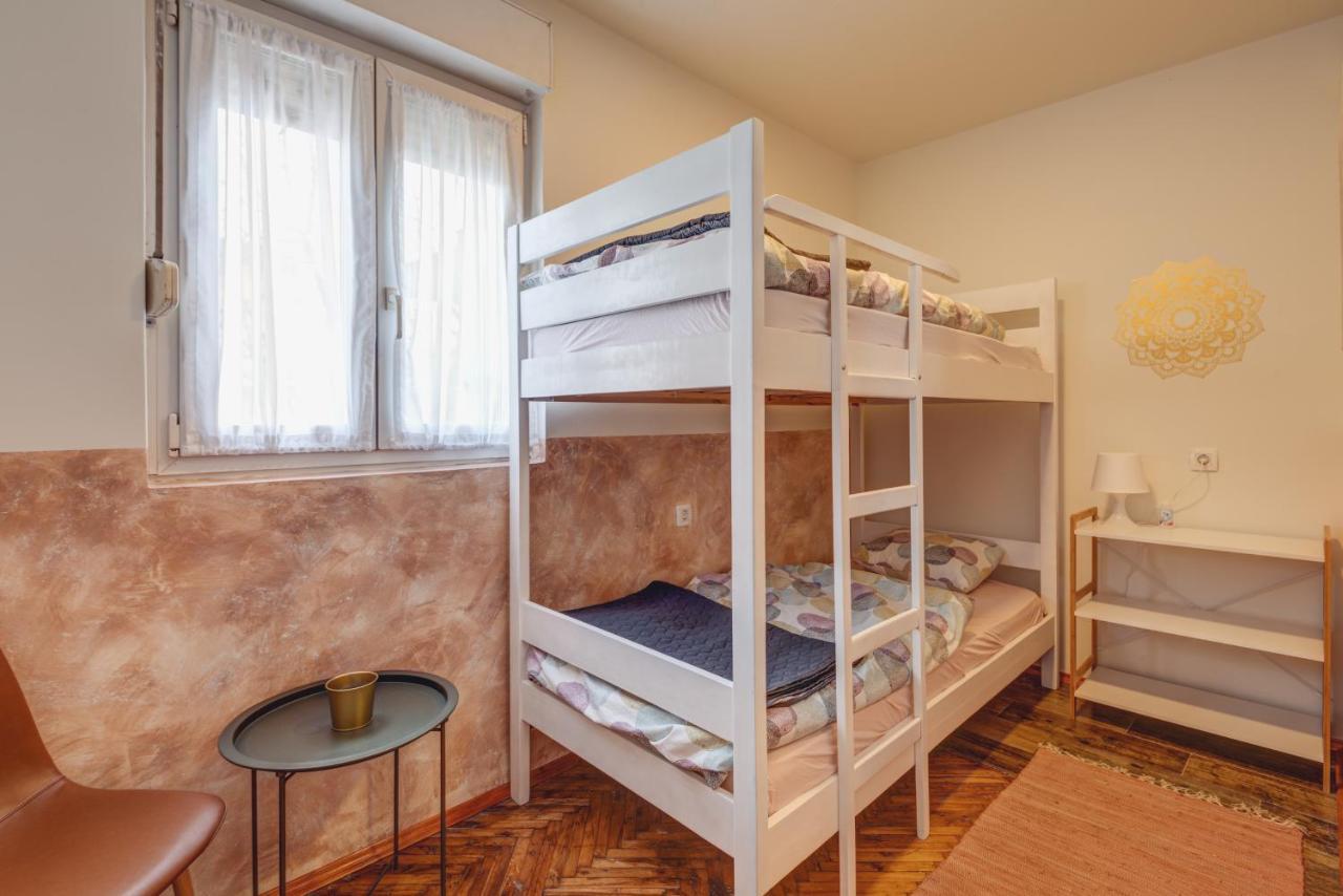 Q Podgorica Beds,Rooms And More ภายนอก รูปภาพ