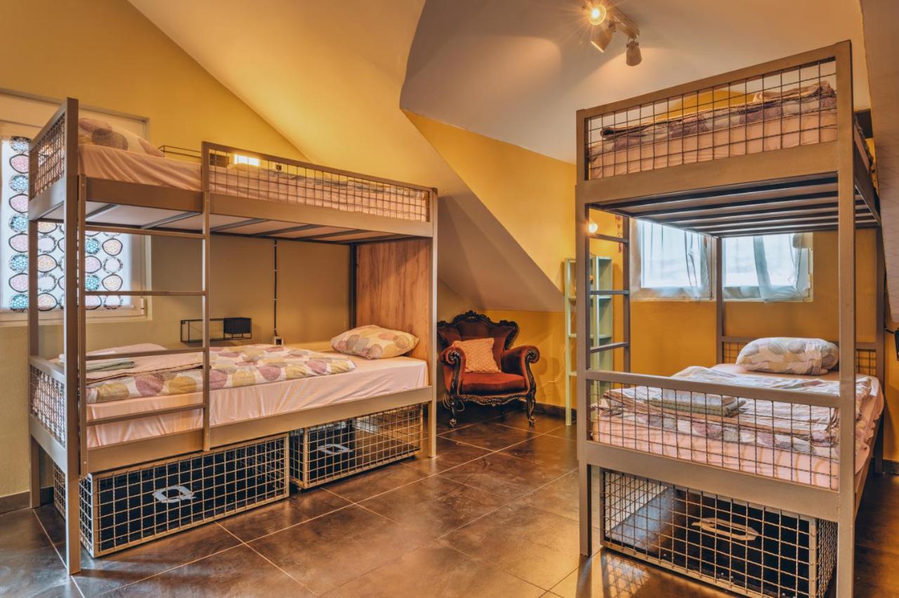 Q Podgorica Beds,Rooms And More ภายนอก รูปภาพ
